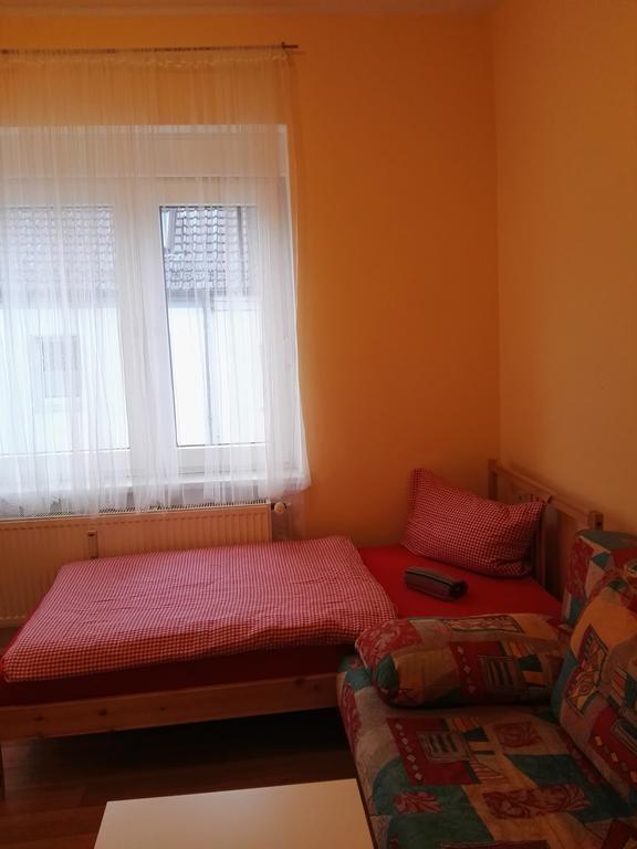 Zu Hause Bei Freunden Apartment Dortmund Phòng bức ảnh